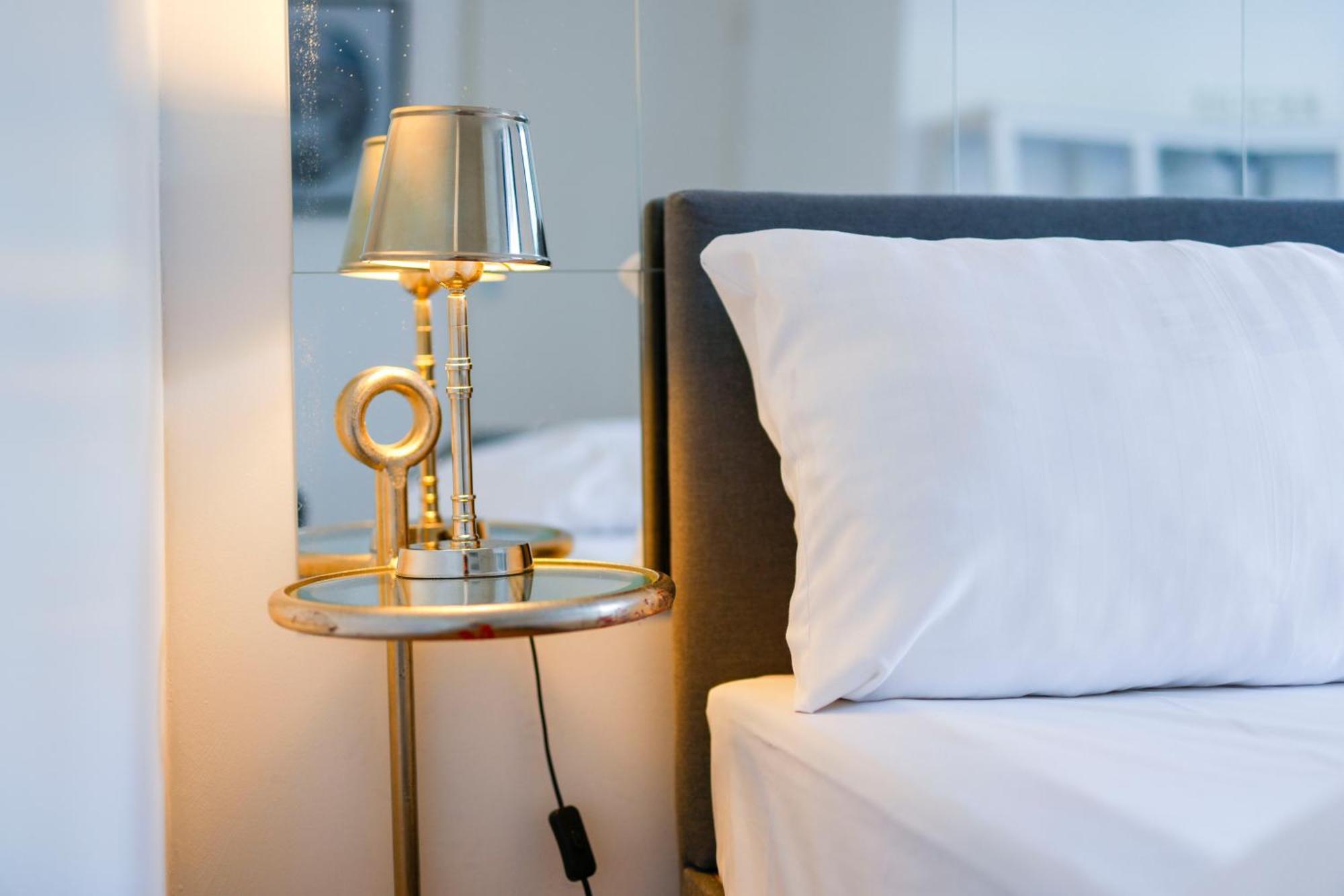 Sleephotels Alsterroom Αμβούργο Εξωτερικό φωτογραφία
